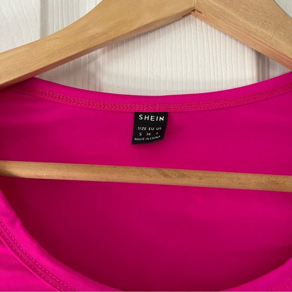 Shein Solid Hot Pink Long Sleeve Crop Top Size S - Picture 6 of 7